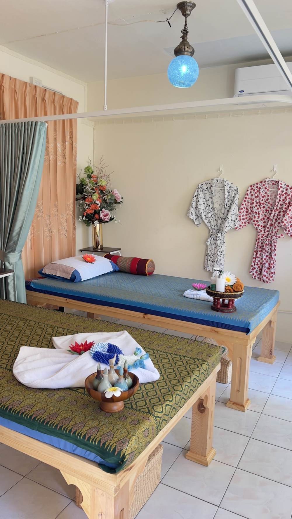 Saengthong Massage interior