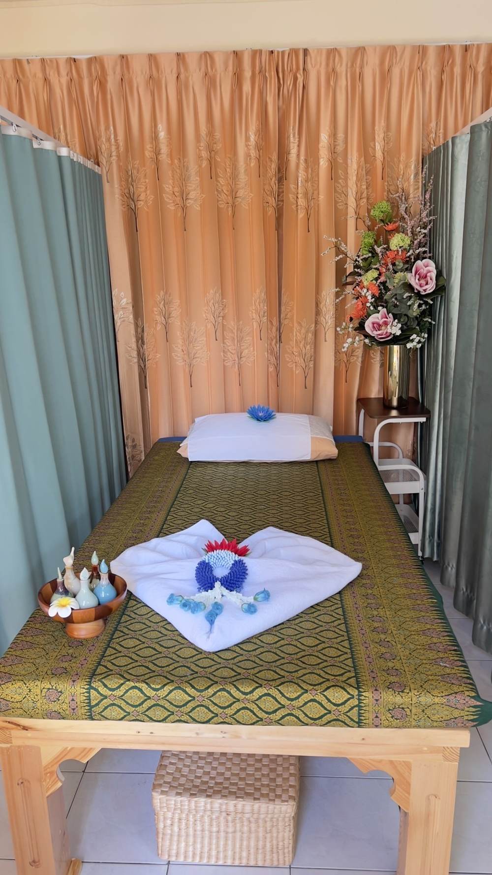 Saengthong Massage interior